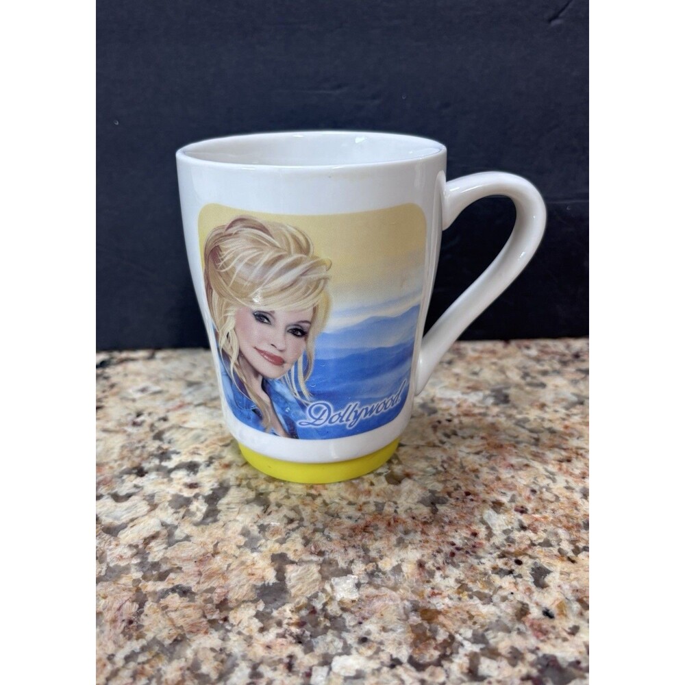Dolly Pardon Dollywood Coffee Mug Cup Removable Rubber Base Pigeon Forge TN